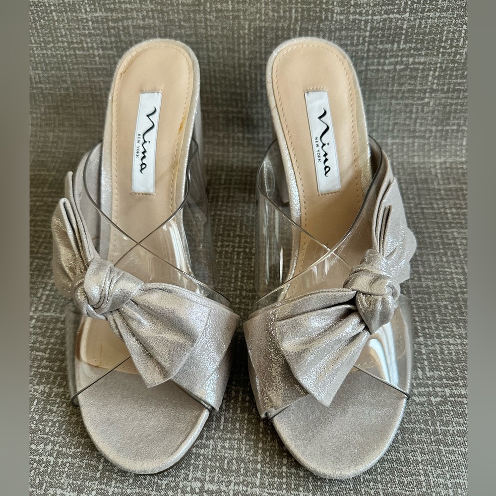 Nina New York Silver Bow Heels Sz 8.5M Clear Strap Block Sandals Wedding Evening - Picture 6 of 14